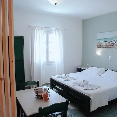 Anixis Paros Ξενοδοχείο με διαμερίσματα 4*