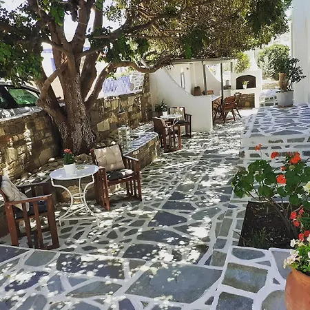 Anixis Paros 4*