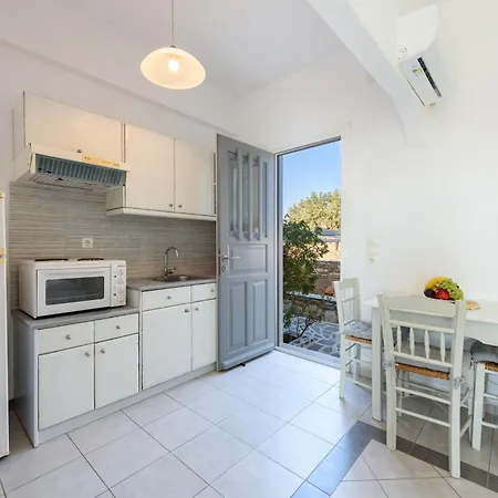 Anixis Paros 4* Αλυκή