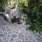 Anixis Paros Apartment Aliki (Paros)