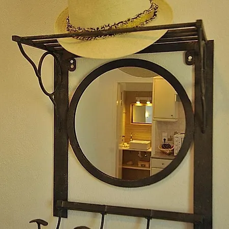 Anixis Paros Apartment