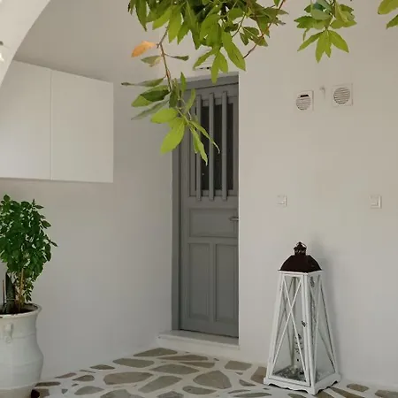 Anixis Paros 4* Alikí