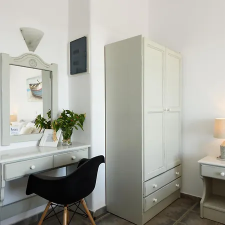 Aparthotel Anixis Paros 4*