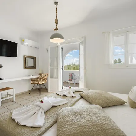 Anixis Paros Apartment