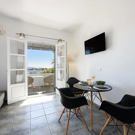 Anixis Paros 4*