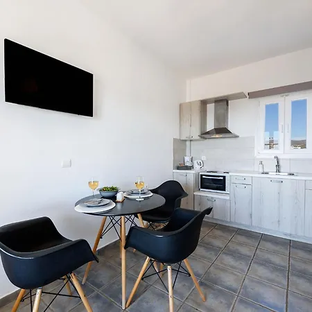 Anixis Paros Apartment *